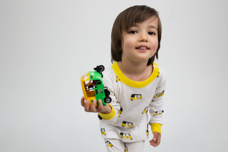 Conjunto para niños pequeños – Auto clásico