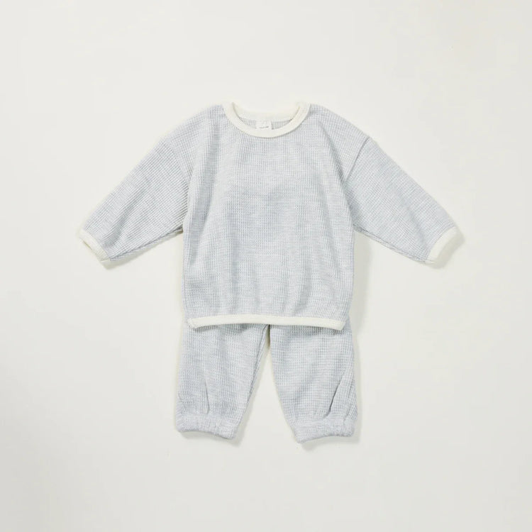 Conjunto de 2 piezas de jersey de algodón gofre de manga larga con cuello redondo y pantalones deportivos para bebés y niñas