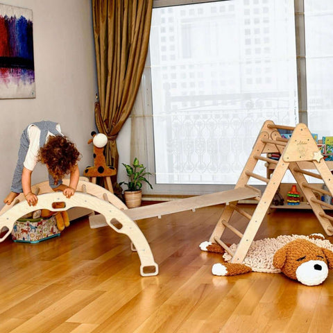 Juego de escalada de 4 piezas: triángulo de escalada, balancín de arco, almohada y rampa 2 en 1