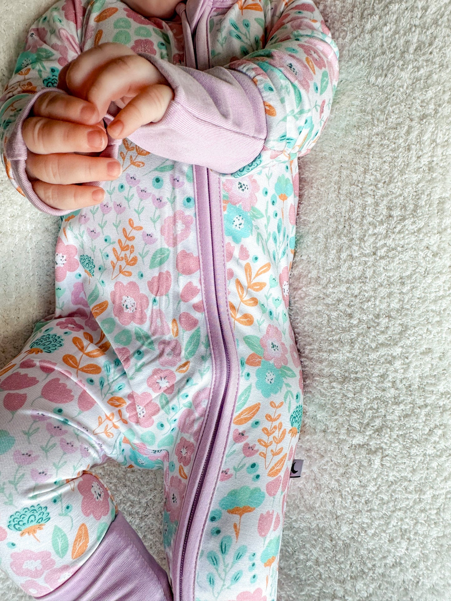 Bebé floreciente Zippy