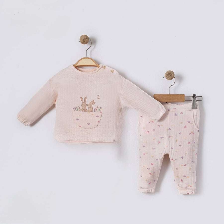 Conjunto de muselina con bolsillo de conejito