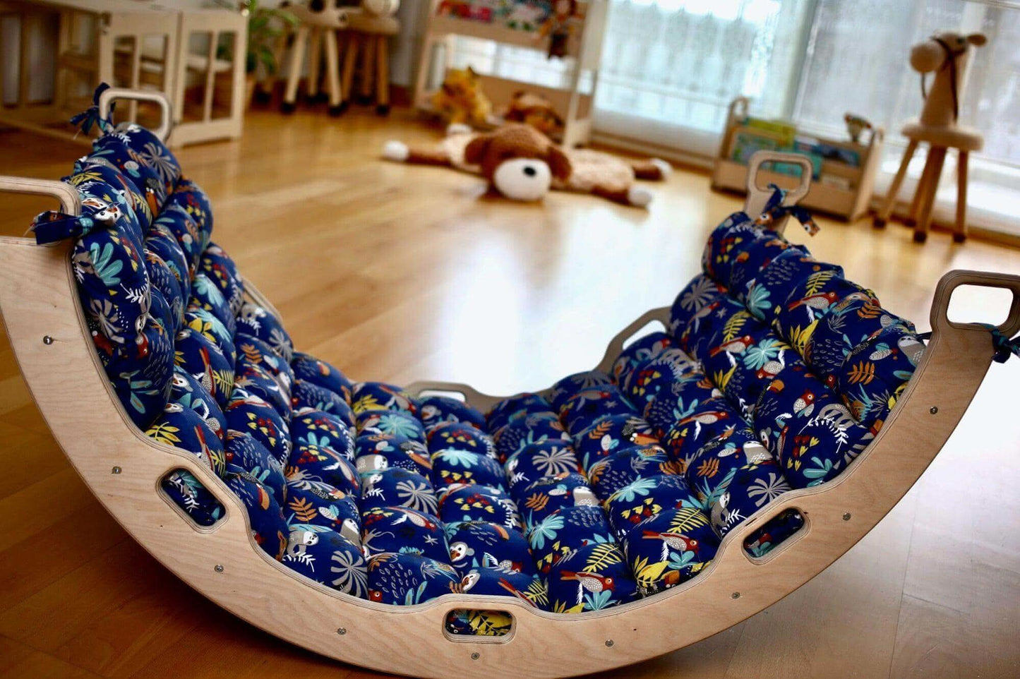 Juego de escalada de 5 piezas: triángulo de escalada, balancín de arco, almohada XL y 2 rampas