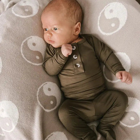 Conjunto de ropa para recién nacido niño - Verde militar | Conjunto para la salida del hospital del bebé niño