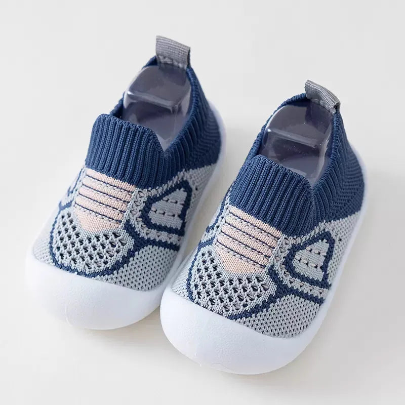 Zapatos de primera calidad para bebés: zapatos de suela blanda para los primeros pasos de bebés y niños pequeños.