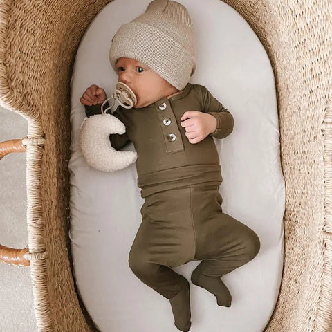 Conjunto de ropa para recién nacido niño - Verde militar | Conjunto para la salida del hospital del bebé niño
