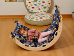 Arco/balancín de escalada Montessori mediano con juego de almohada y rampa