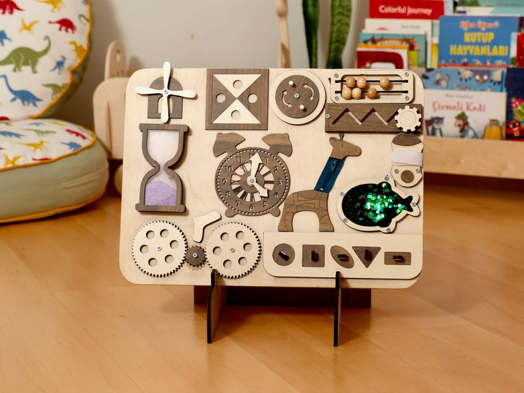 Tablero de actividades de madera para niños pequeños