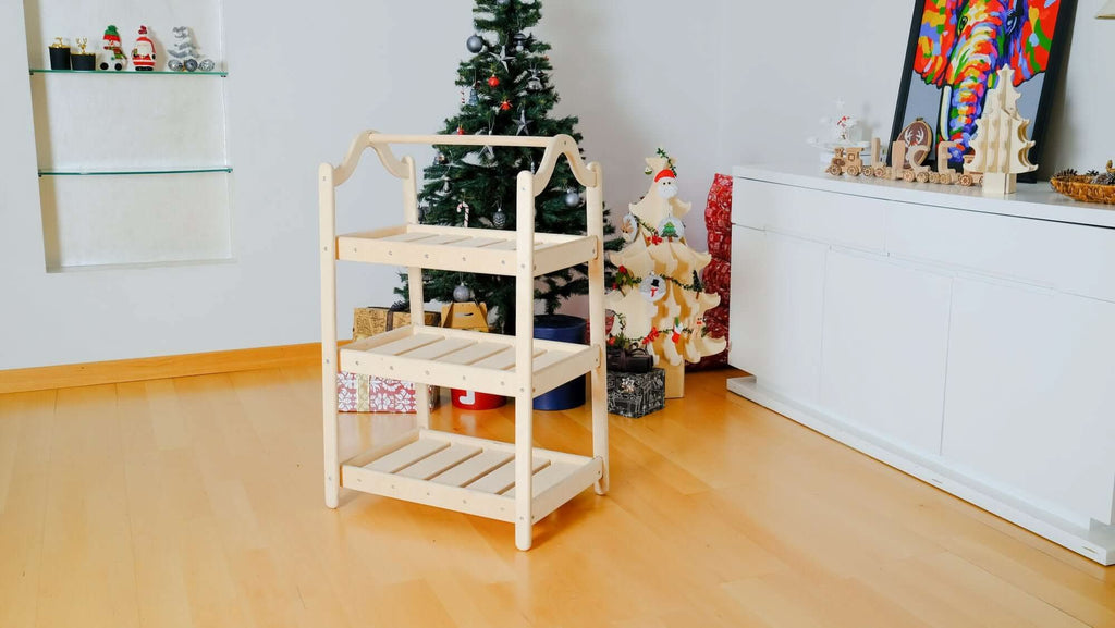 Armario de madera Montessori: organizador ideal de ropa infantil