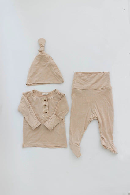 Conjunto de ropa para recién nacidos (parte superior e inferior) unisex - Arena