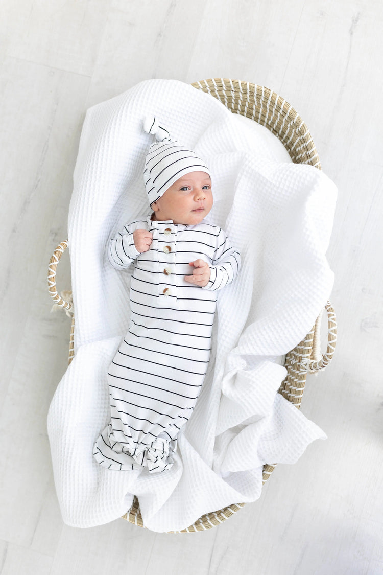 Conjunto de vestido de bebé con nudo - Rayas negras (Recién nacido-3 meses)