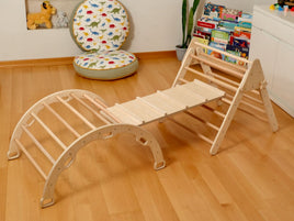 Parque infantil interior Montessori | Triángulo Pikler, arco de escalada, rampa y almohada 2 en 1