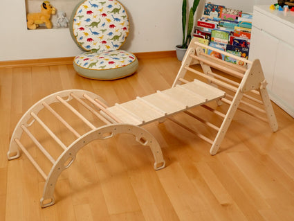 Parque infantil interior Montessori | Triángulo Pikler, arco de escalada, rampa y almohada 2 en 1