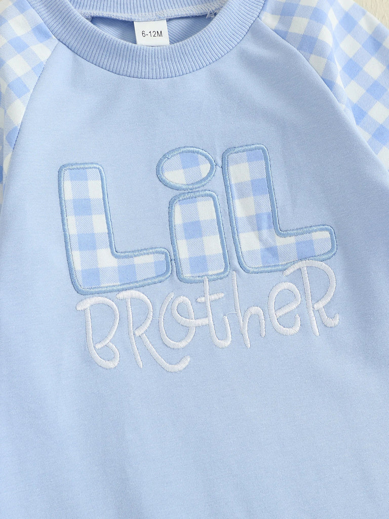 Mono de otoño para bebé niño pequeño Lil Brother con estampado de cuadros y letras bordadas, manga larga, cuello redondo y largo completo