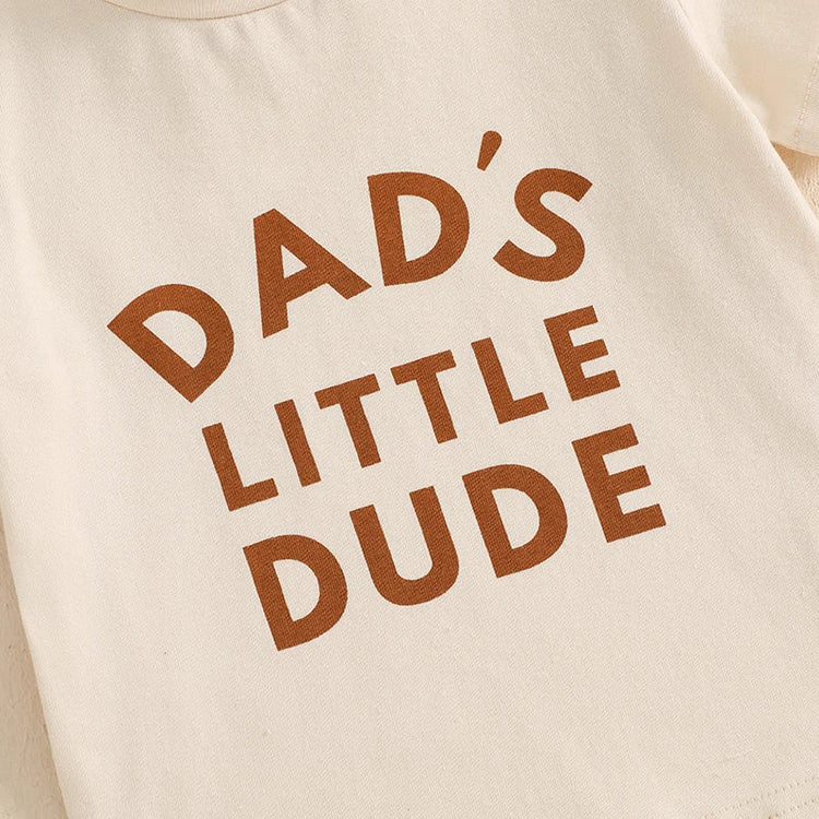 Conjunto de 2 piezas de camiseta de manga corta con estampado de letras y pantalones cortos elásticos con estampado a cuadros para bebé niño pequeño