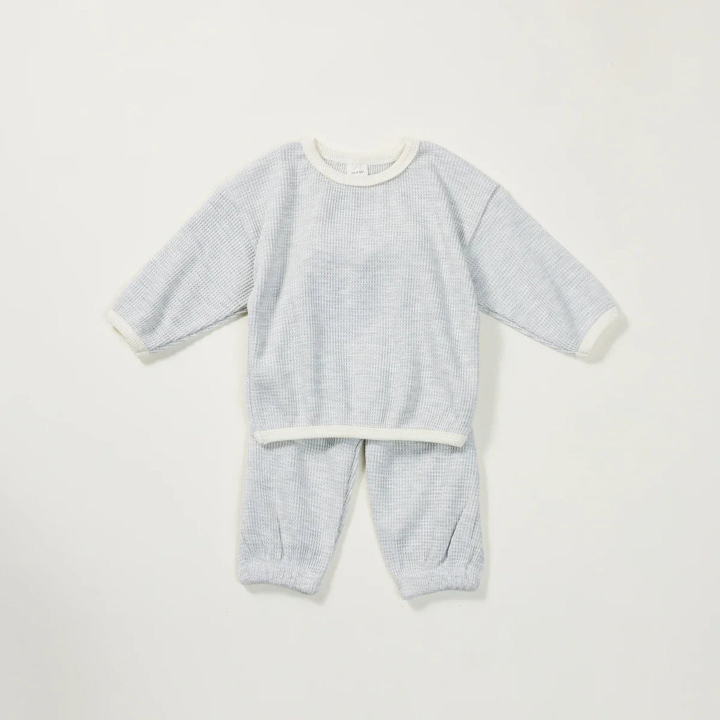 Conjunto de 2 piezas de jersey de algodón gofre de manga larga con cuello redondo y pantalones deportivos para bebés y niñas