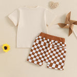 Conjunto de 2 piezas de camiseta de manga corta con estampado de letras y pantalones cortos elásticos con estampado a cuadros para bebé niño pequeño