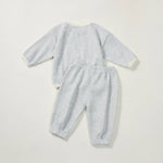 Conjunto de 2 piezas de jersey de algodón gofre de manga larga con cuello redondo y pantalones deportivos para bebés y niñas