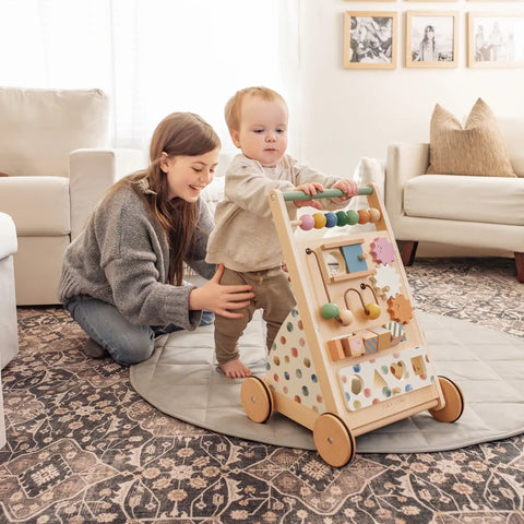 Andador de madera natural versátil Tiny Land®