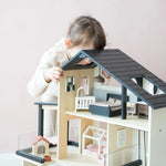 Casa de muñecas Tiny Land® Sweetwood Edge