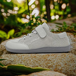 Zapatos casuales sin cordones para niños con suelas suaves antideslizantes.