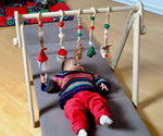 Gimnasio Montessori para bebés y juguetes colgantes | Gimnasio de madera para bebés