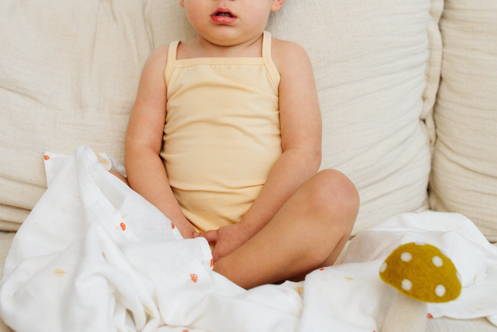 Conjunto sin mangas para bebé niño