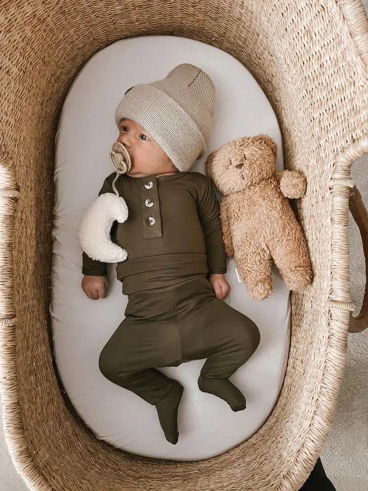 Conjunto de ropa para recién nacido niño - Verde militar | Conjunto para la salida del hospital del bebé niño