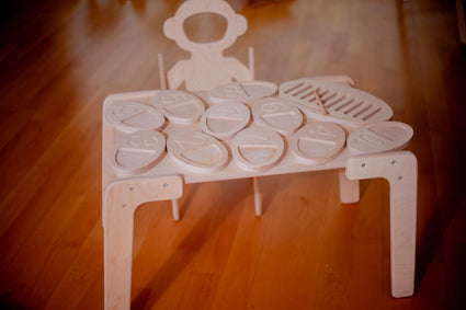 Tablero de madera para trazar para niños pequeños